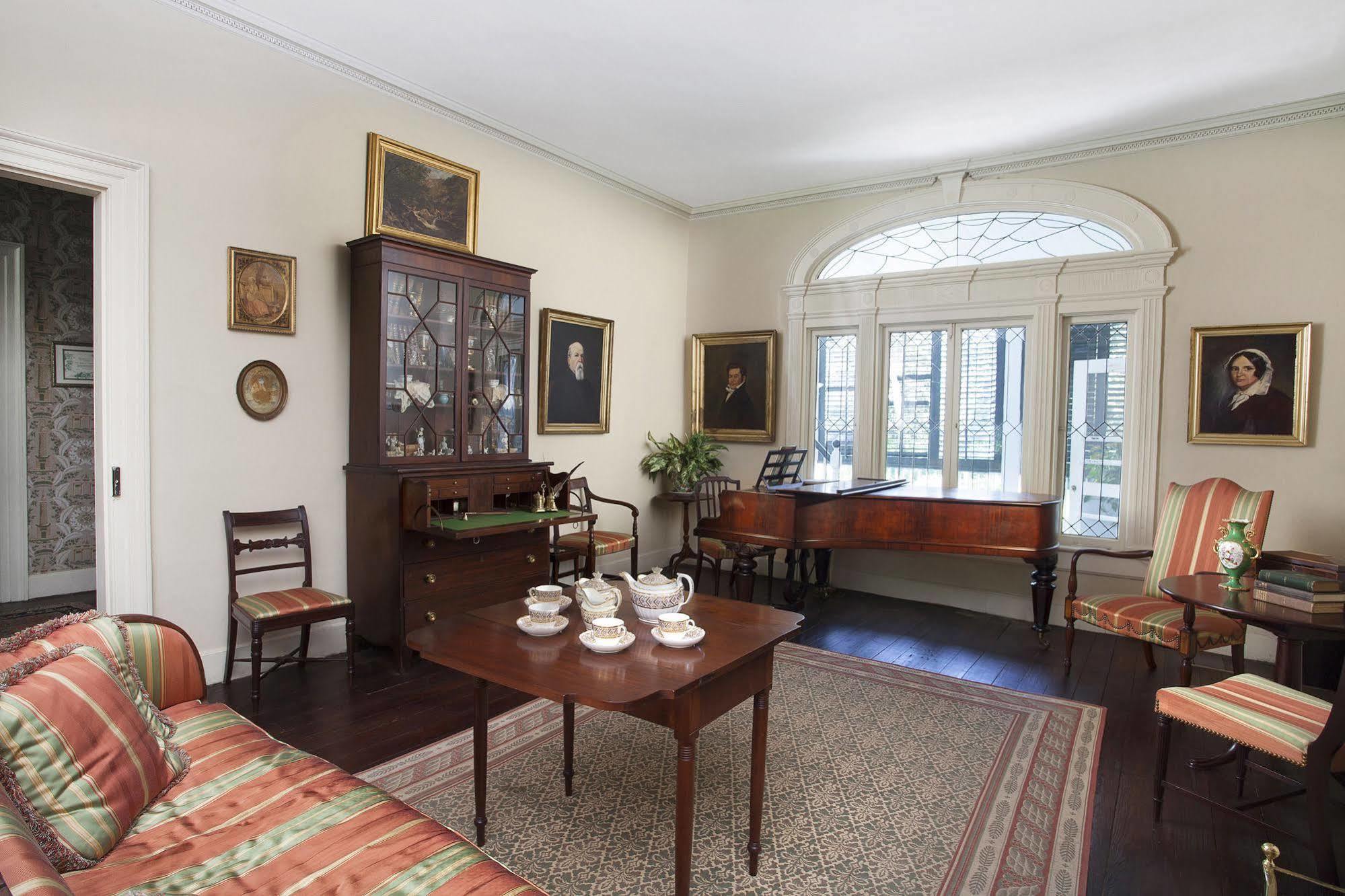 Linden - A Historic Bed And Breakfast Natchez Eksteriør bilde
